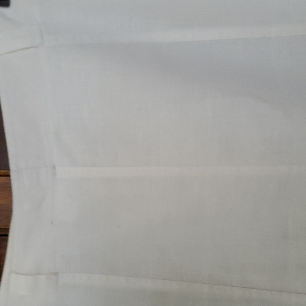Ladies white linen lined a line skirt - Picture 7 of 9